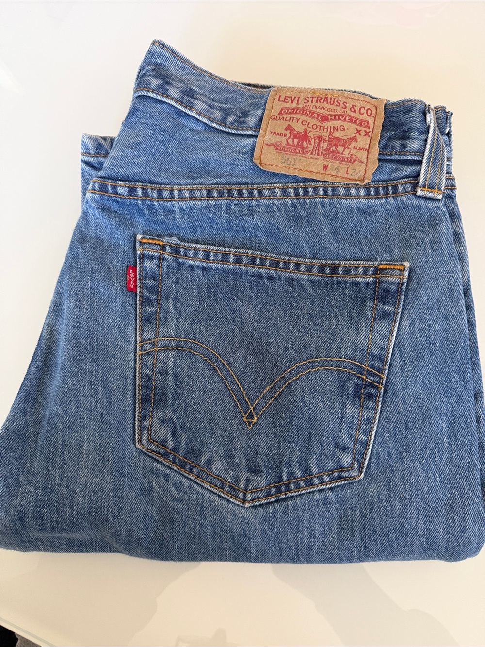 Levi's 501 Men's Jeans - size 34/34